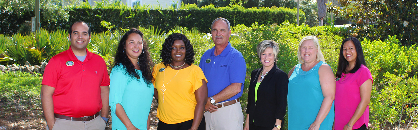 Group of Citizens First Bank team members